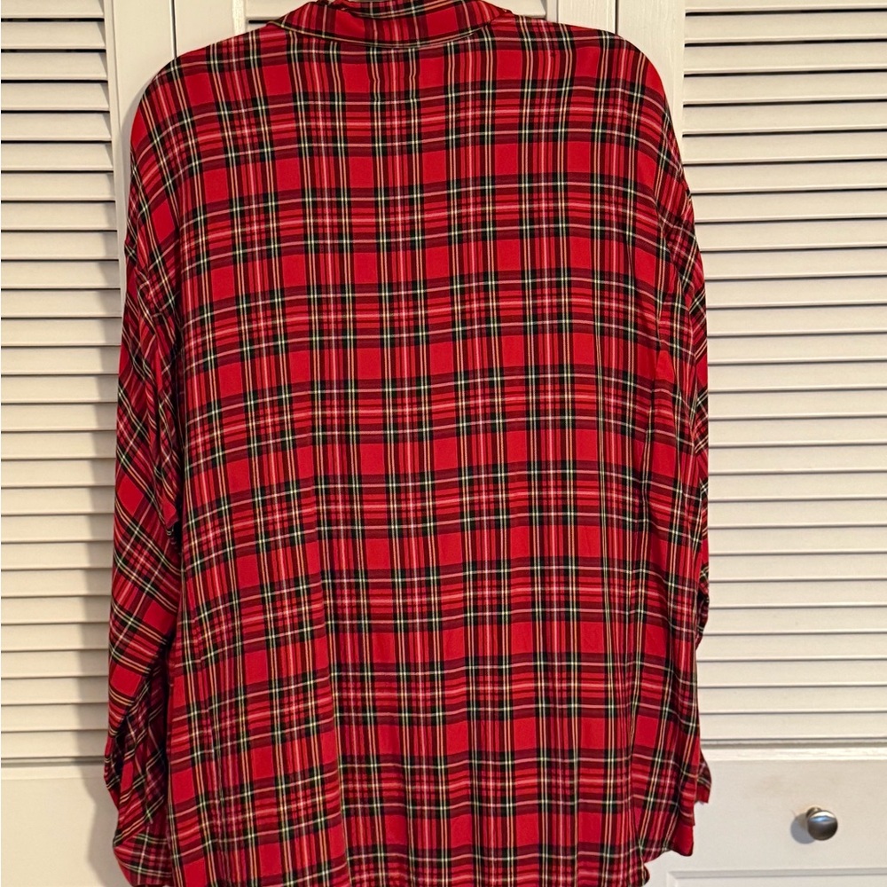 Vineyard Vines Women’s Red Plaid Button-Up Shirt - Picture 4 of 6